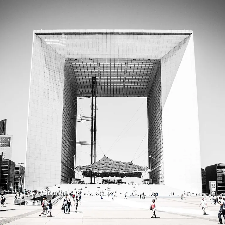 Comment intégrer le profil u aluminium dans vos projets immobiliers professionnels